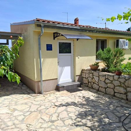 Apartman Vivian Pola Esterno foto