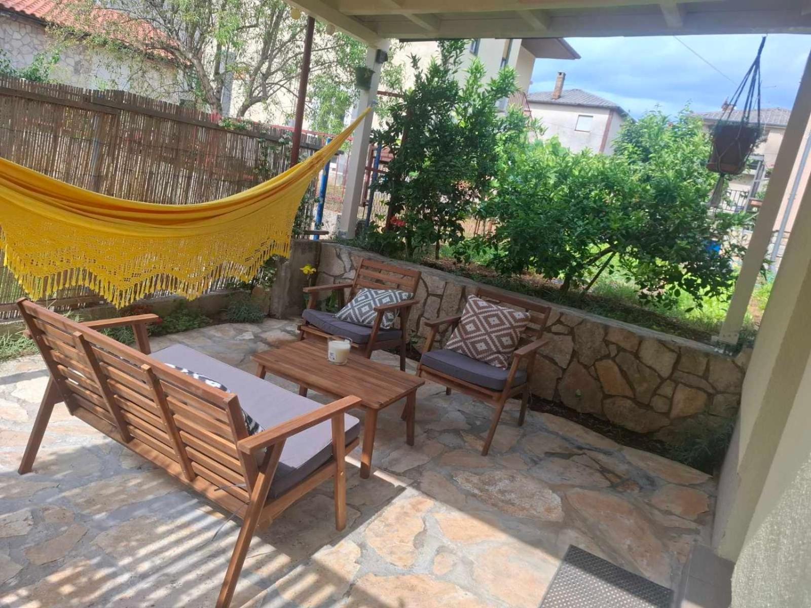 Apartman Vivian Pola Esterno foto