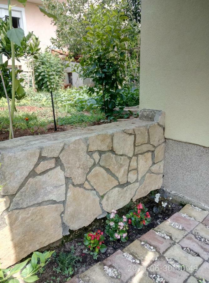 Apartman Vivian Pola Esterno foto