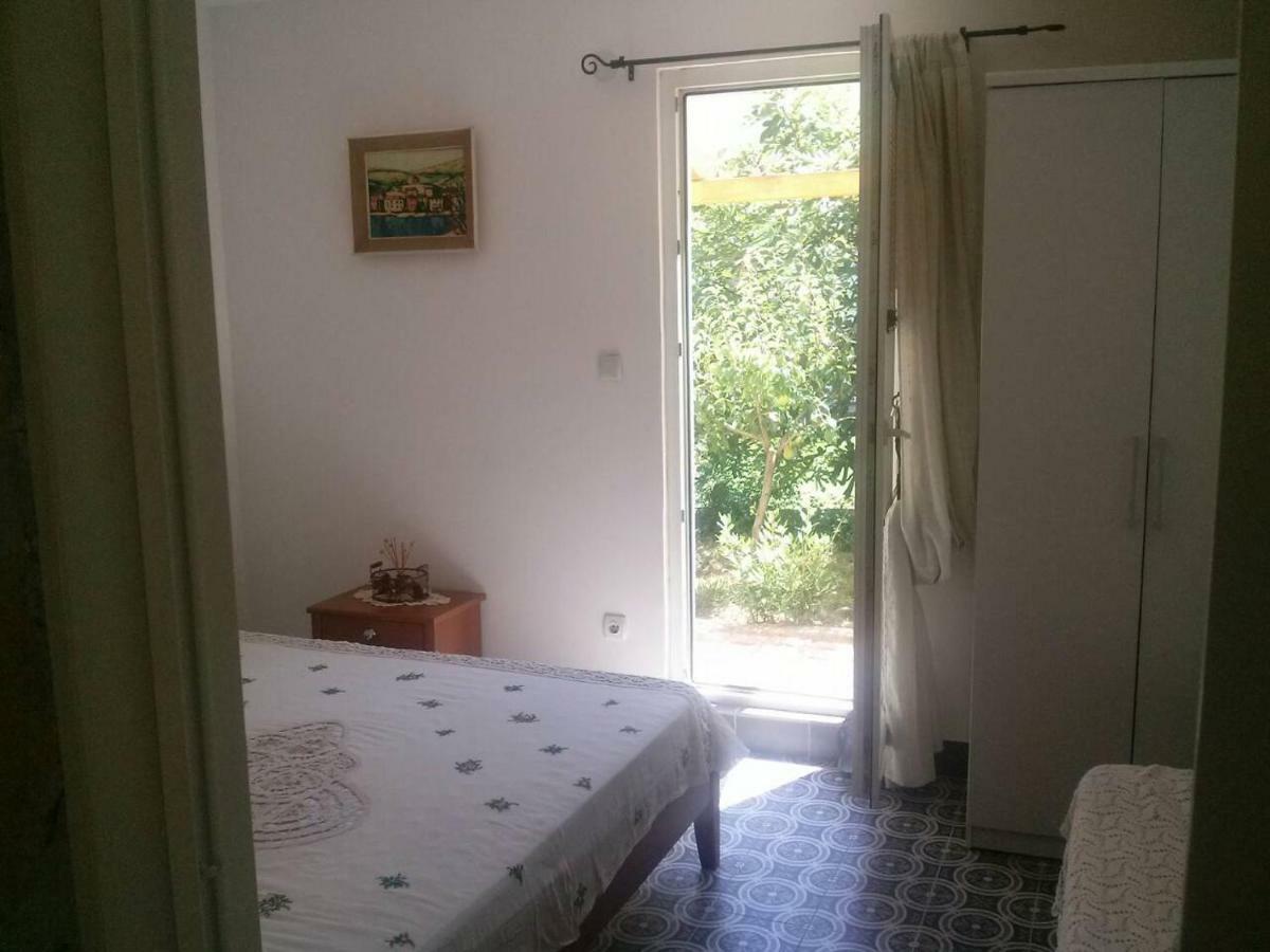 Apartman Vivian Pola Esterno foto