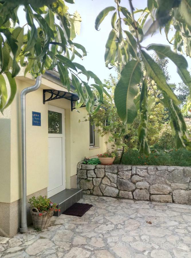Apartman Vivian Pola Esterno foto